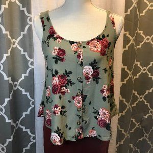 green tank top with flower design, Size S